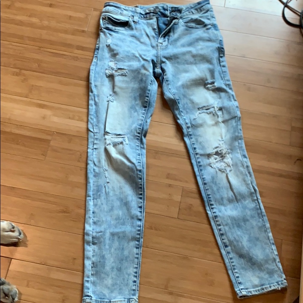 Next Level Flex AE ripped jeans